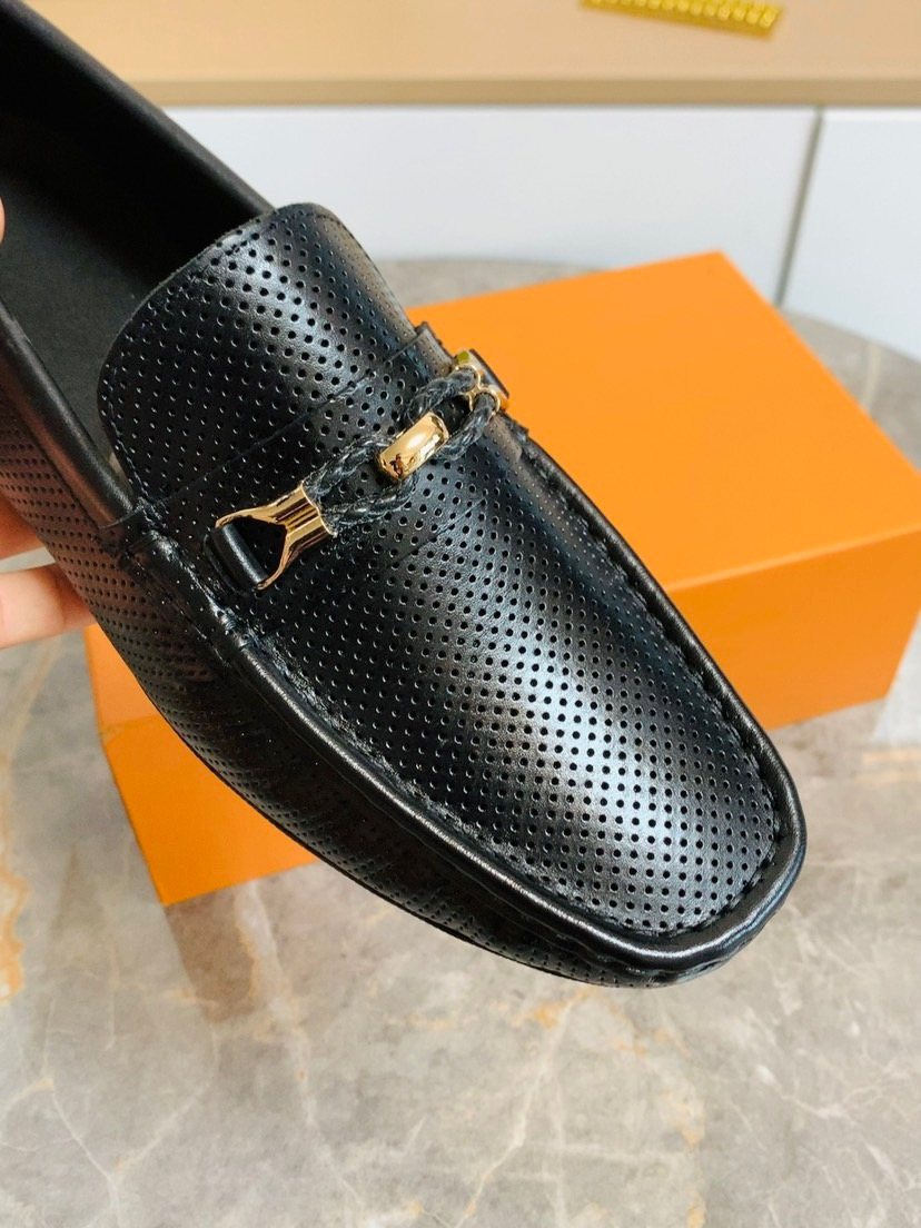 Black Textured Loafers with Gold-Tone Hardware — detail