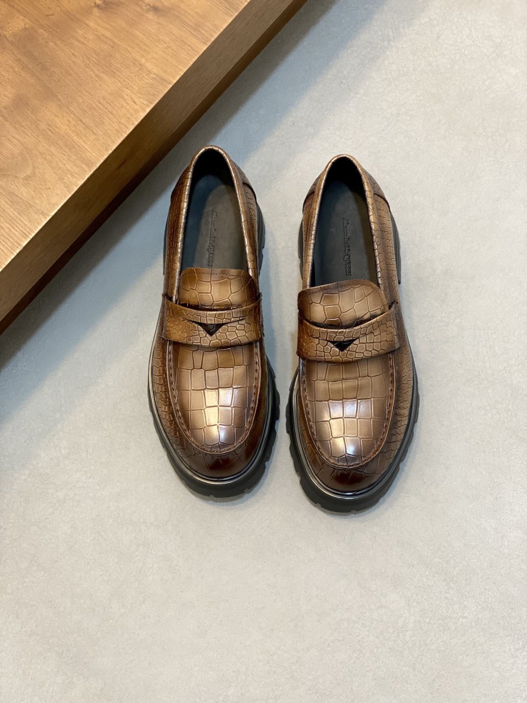 Alexander McQueen Croc-Embossed Lug-Sole Loafers — front
