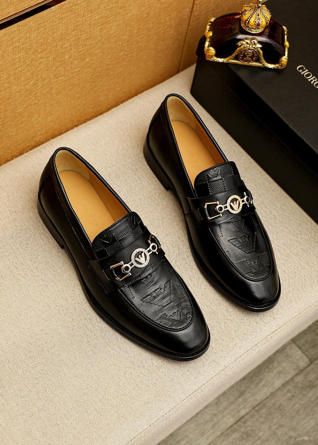 微商相册测试鞋子-Armani Black Embossed Bit Loafers — hero