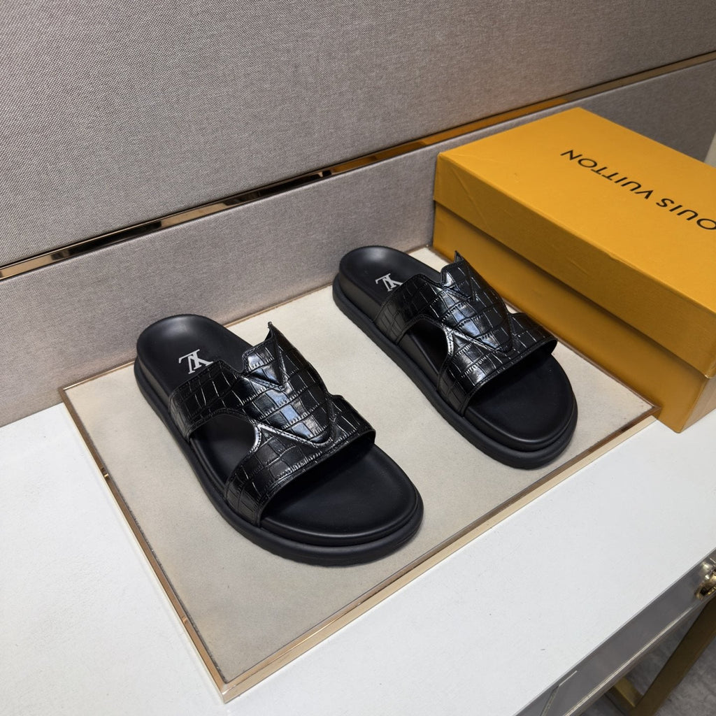 Men’s Textured Crossover Slide Sandals — front